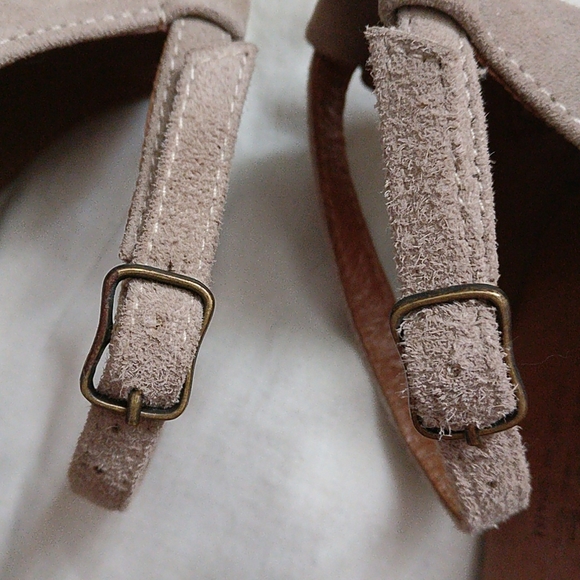 💚 LOCALE espadrille chunky heels 💚 - Picture 8 of 9